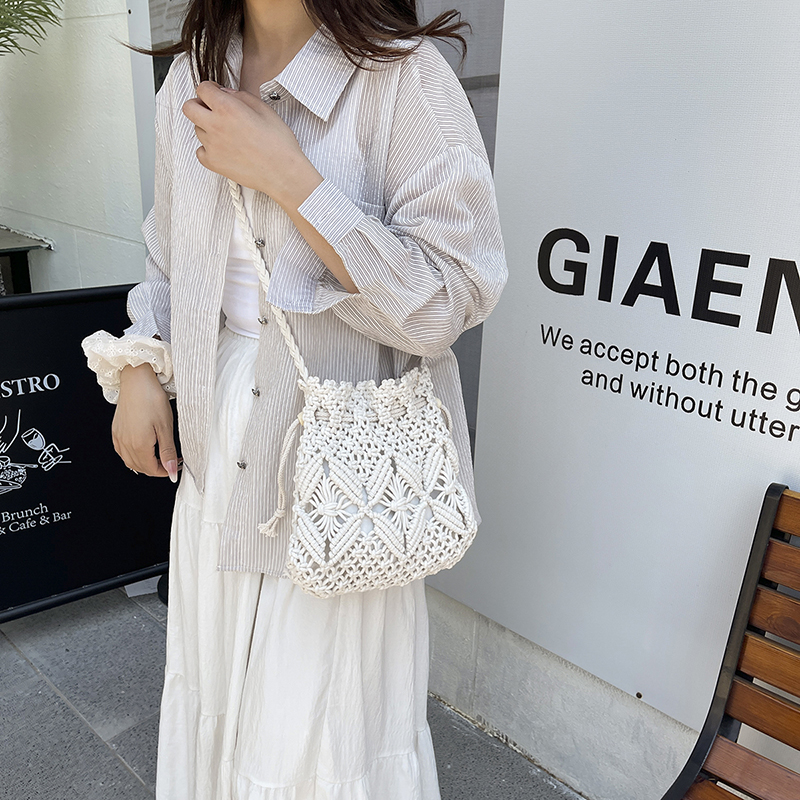 LEFTSIDE Weave Small Shoulder  - Crochet Bag Raffia recensione e prezzo